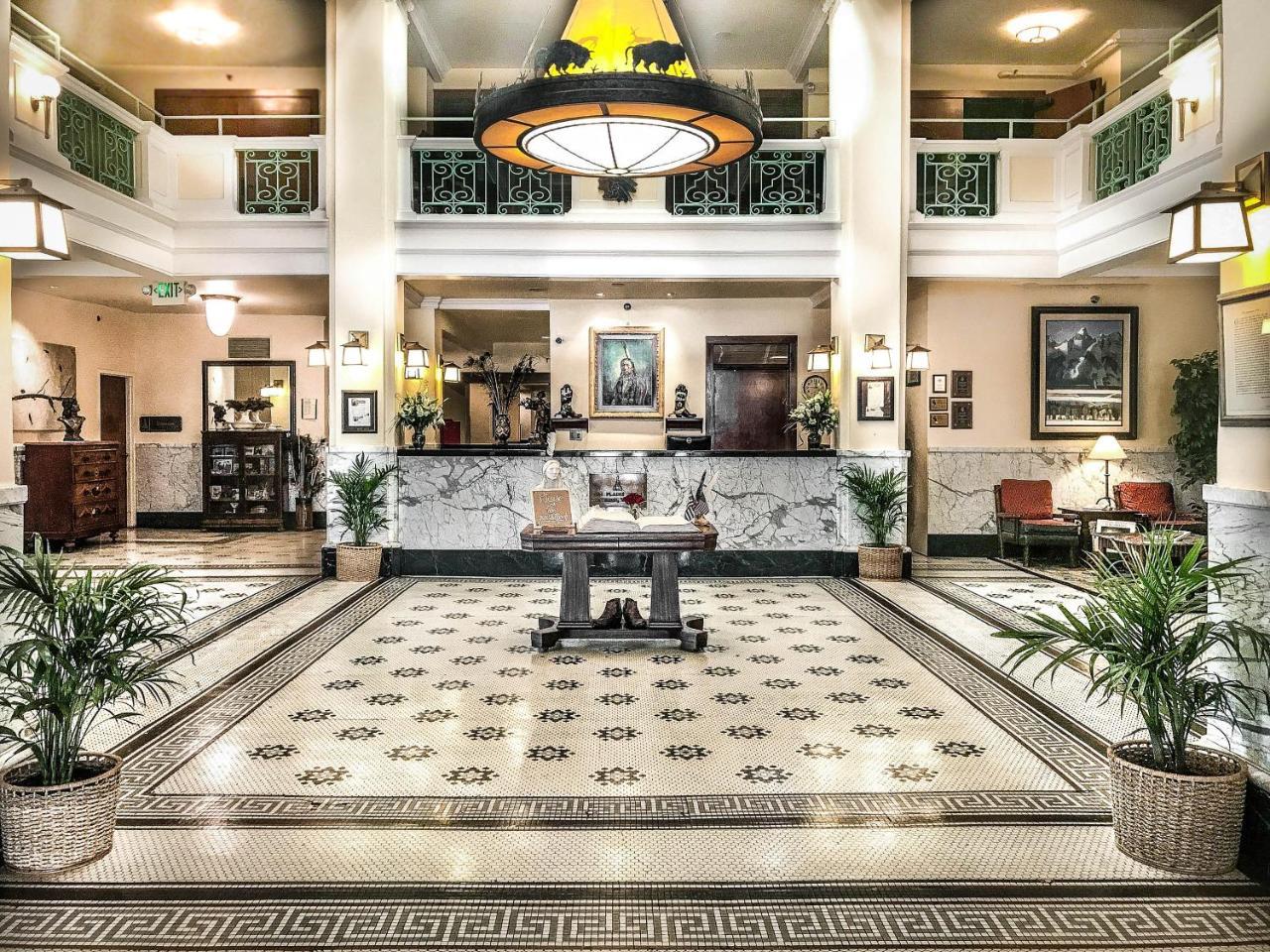 Historic Plains Hotel Шаєнн Екстер'єр фото